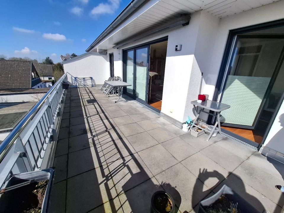 Thumbnail-Achim - Uesen zum 01.06. 2026 Penthaus 3 Zimmer mit Dachterasse - Garage - Keller. !