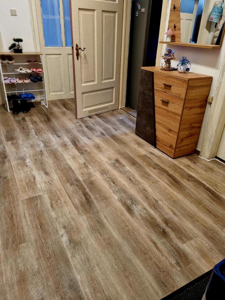 Thumbnail-Möbliertes Zimmer