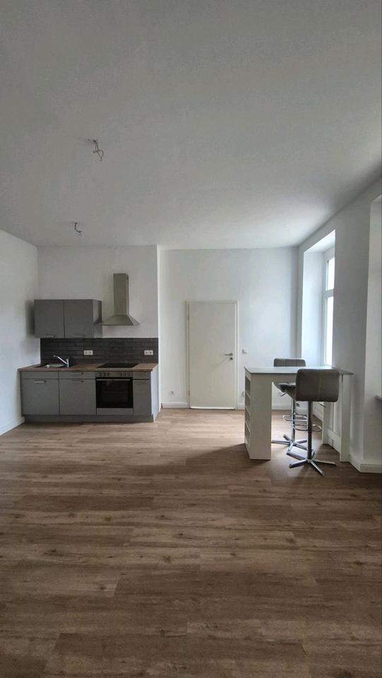 Thumbnail-Schöne gemütliche 1 Zimmer Wohnung. Mit Ebk Teil möbliert.