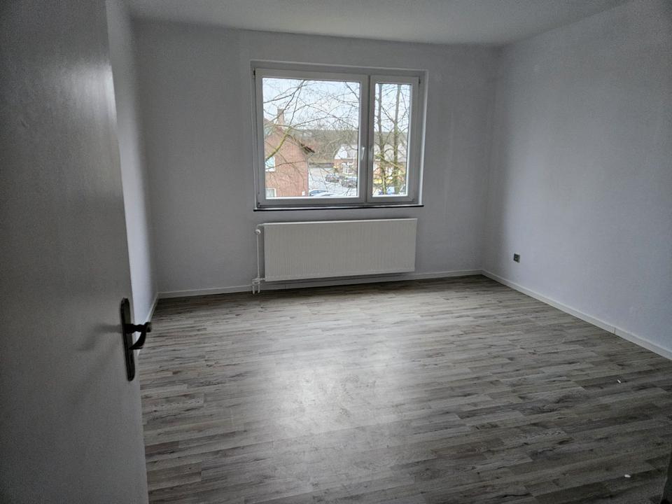 Thumbnail-3-Zimmer-Wohnung in 30823 Garbsen Altgarbsen zu vermieten