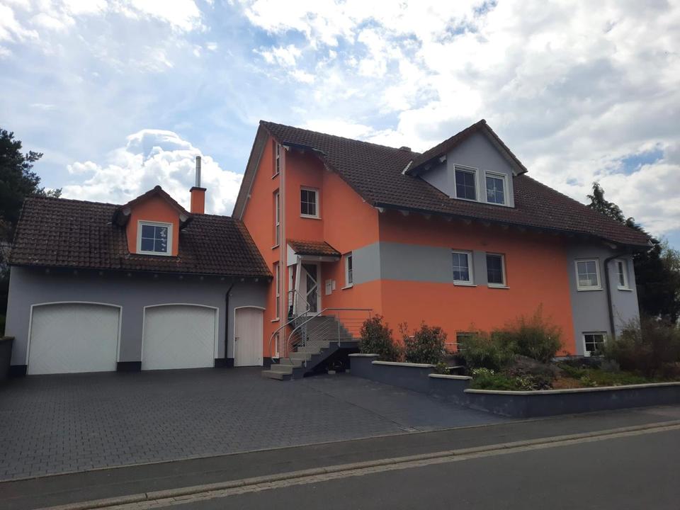 Thumbnail-Großzügiges Einfamilienhaus mit Garten in ruhiger Lage