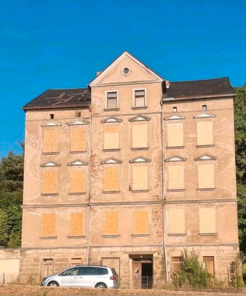 Thumbnail-Mehrfamilienhaus Sanierungsbedürftiges zu verkaufen