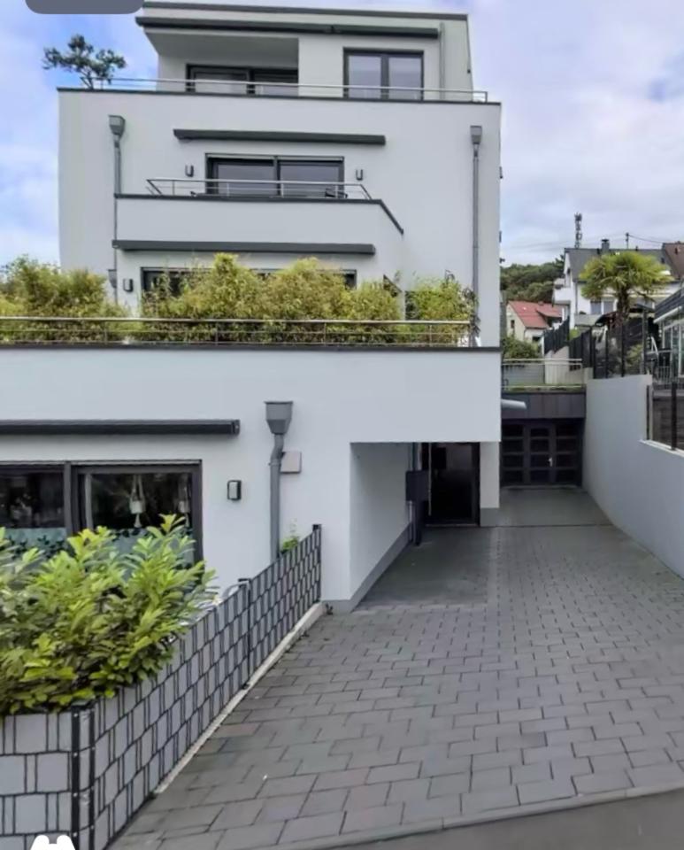 Thumbnail-Exklusive, möblierte 4-Zimmer- Wohnung (140 m²) ab 15.11.2025