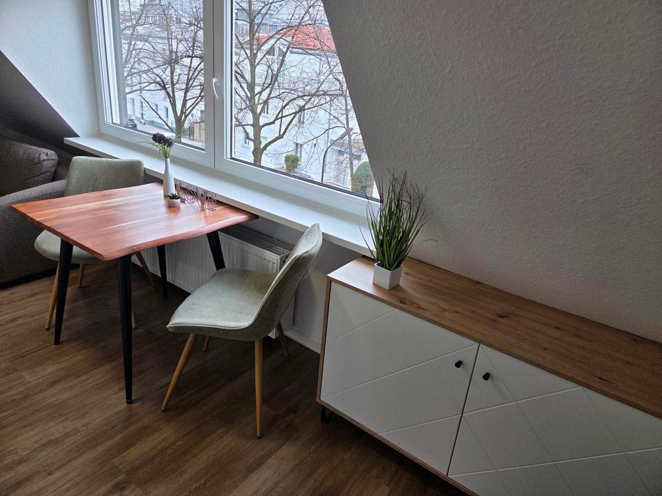 Thumbnail-Mobiliierte grosse Einzimmerwohnung circa 40 quadratmeter