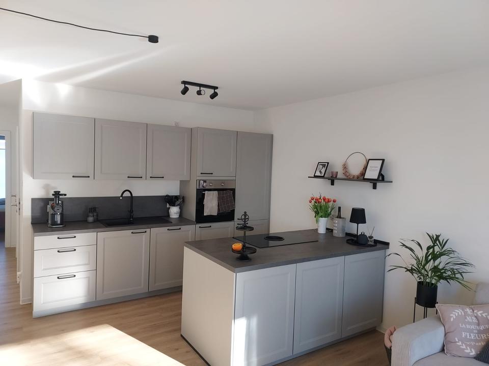 Thumbnail-Wunderschöne 2-Zimmer-Wohnung mit Balkon im 1. OG