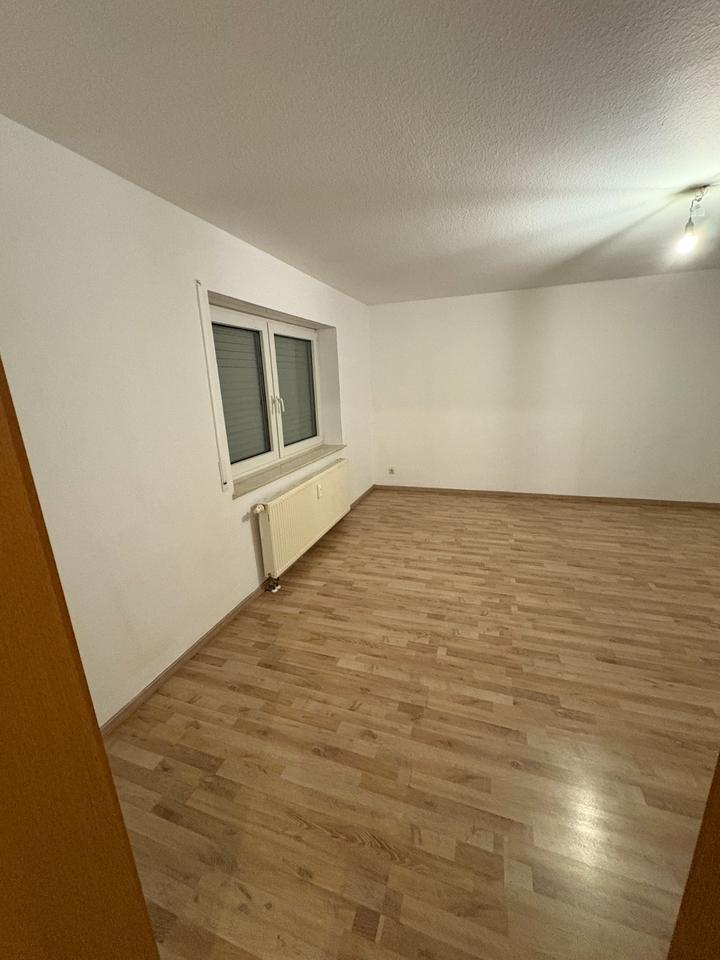 Thumbnail-Schöne helle Wohnung in Windischleuba