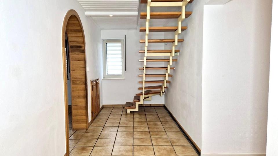 Thumbnail-Großzügige Wohnung mit eigenem Eingang, Kamin & Balkon in Bottrop