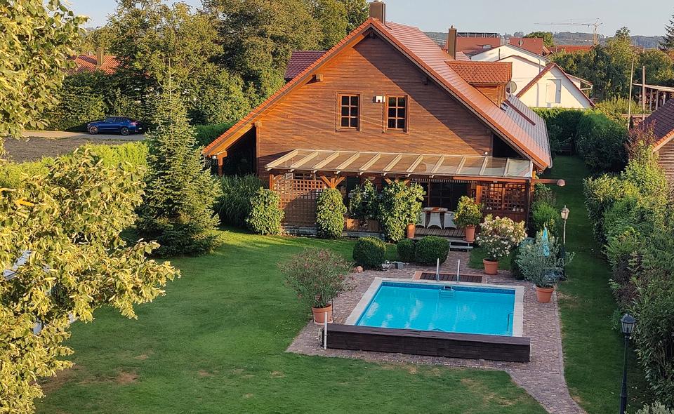 Thumbnail-Autarkes Landhaus an den Donauauen – Pool, Brunnen, Privatsphäre