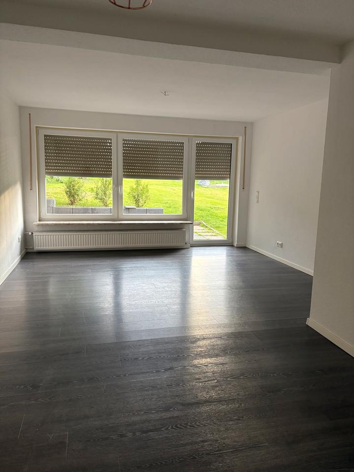 Thumbnail-Schöne 3-Zimmer-Wohnung mit Terrasse