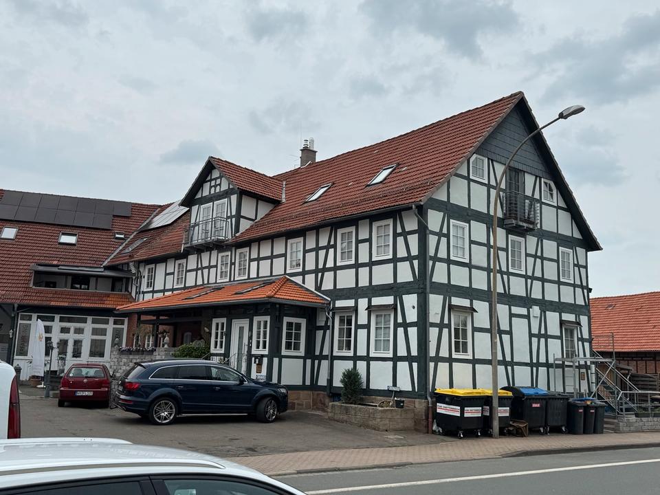 Thumbnail-Apartment 2 Z, EBK, Bad, Freisitz ca. 55 m2 neu renoviert !