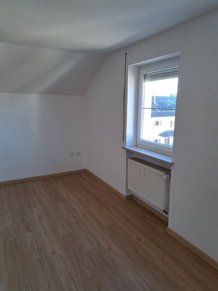 Thumbnail-2-Zimmer-Wohnung Dachgeschoß