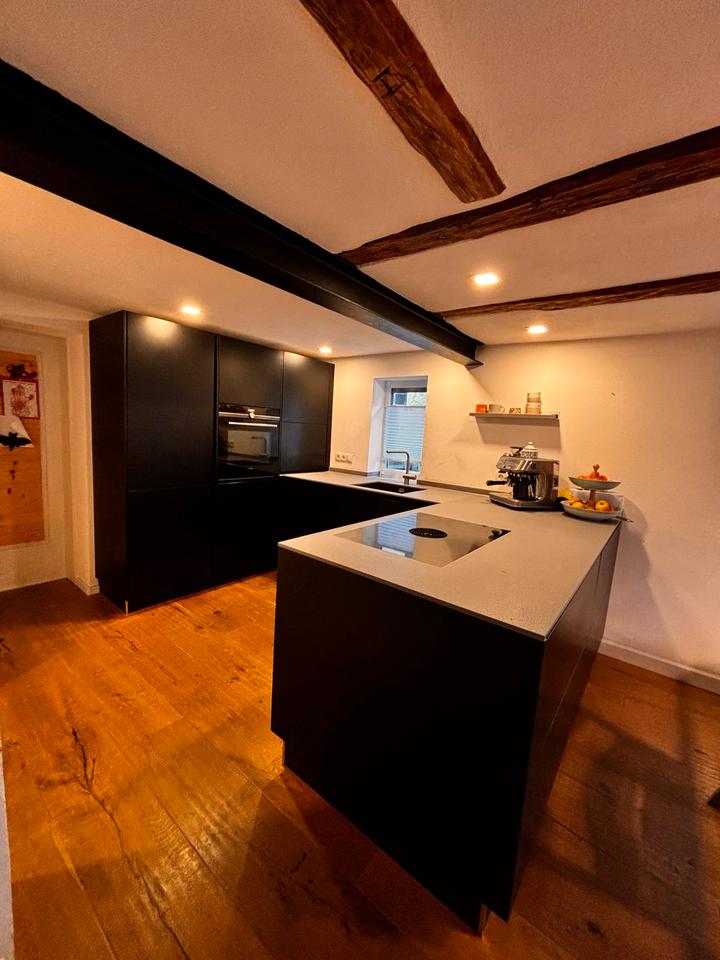 Thumbnail-Kernsaniertes Einfamilienhaus mit großem Stadel in Erolzheim