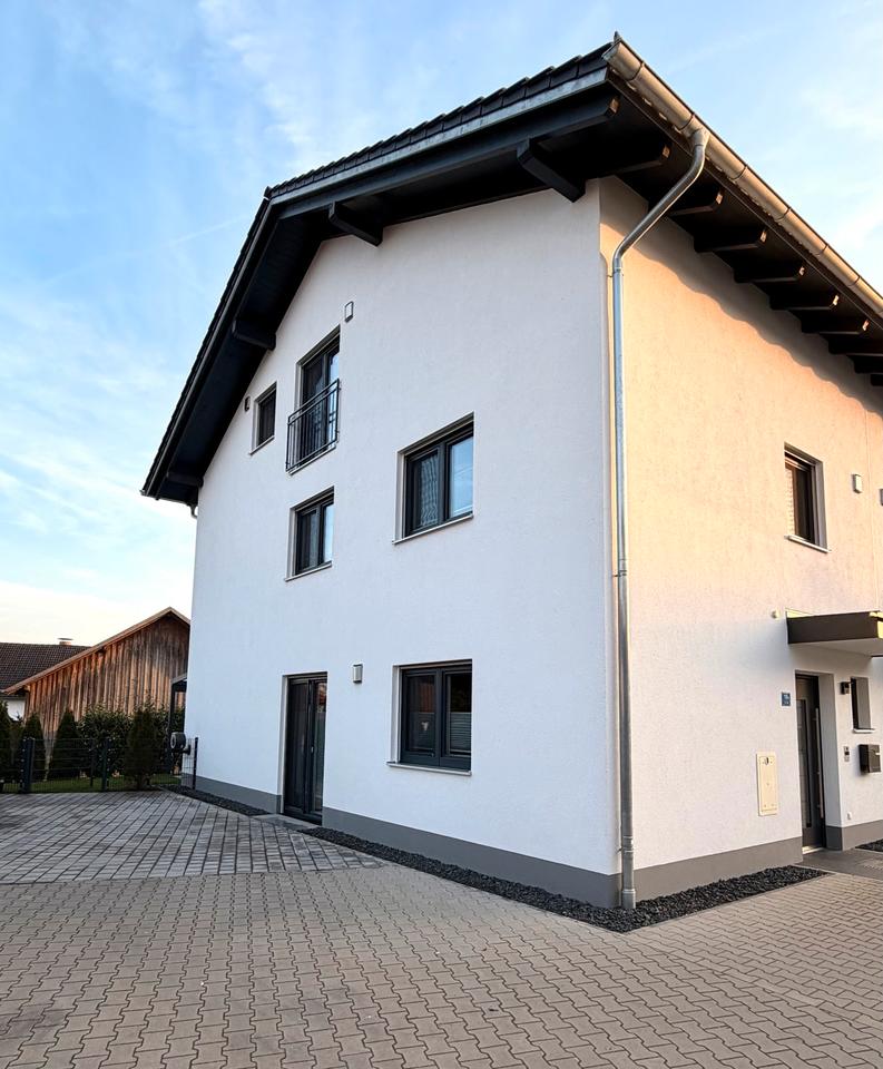 Thumbnail-Modernes KfW 55 Reiheneckhaus in Vilsbiburg