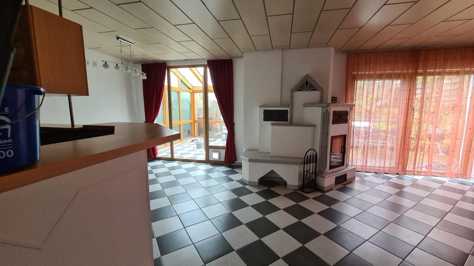 Thumbnail-4-Zimmer-Wohnung mit Terrasse und Garten