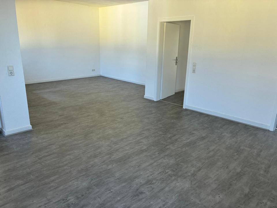 Thumbnail-92 qm Wohnung mit zwei Balkone in Hilden