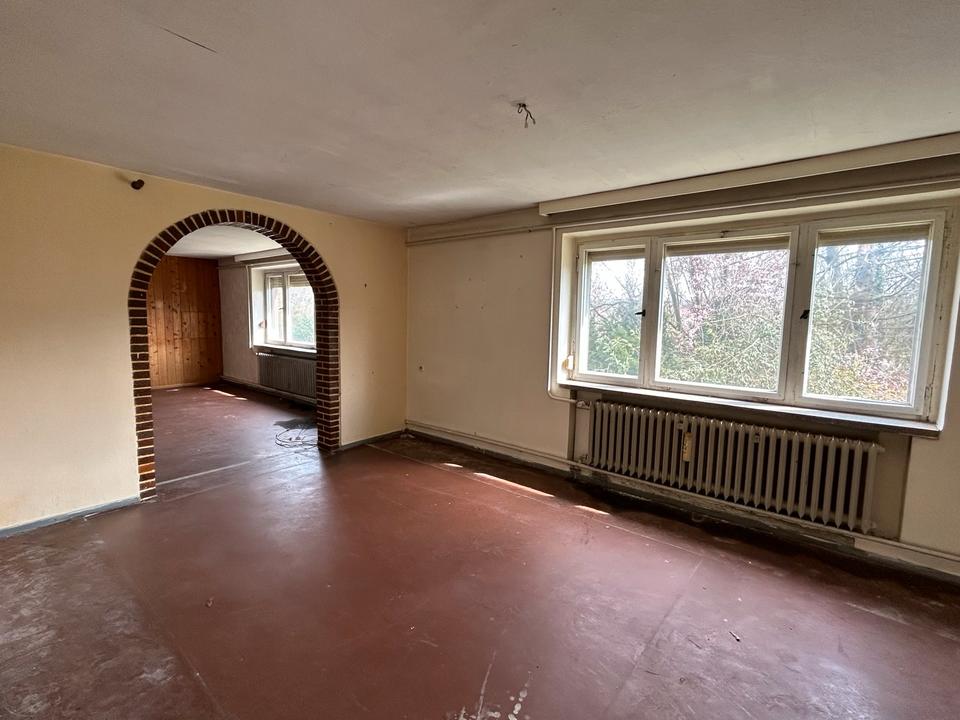 Thumbnail-Einfamilienhaus mit großem Grundstück im Grünen