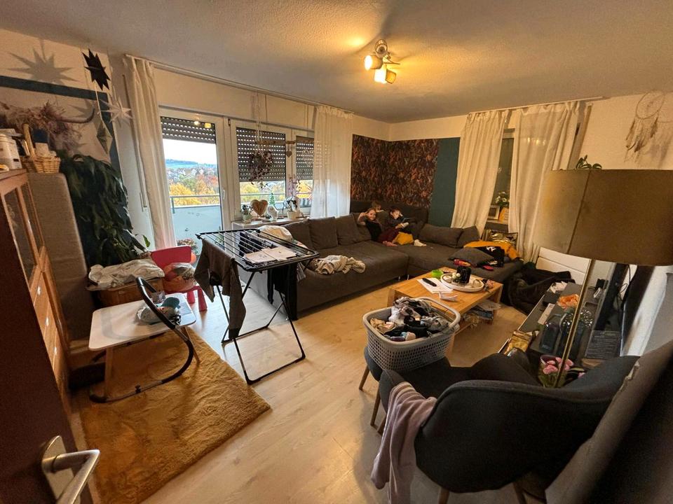 Thumbnail-Schöne Wohnung im 2.OG, schöner Ausblick mit tollem Balkon