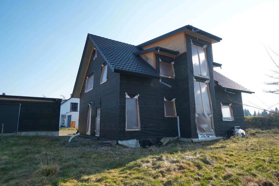 Thumbnail-Einfamilienhaus Haus Neubau Holz Massiv Keller Biberach