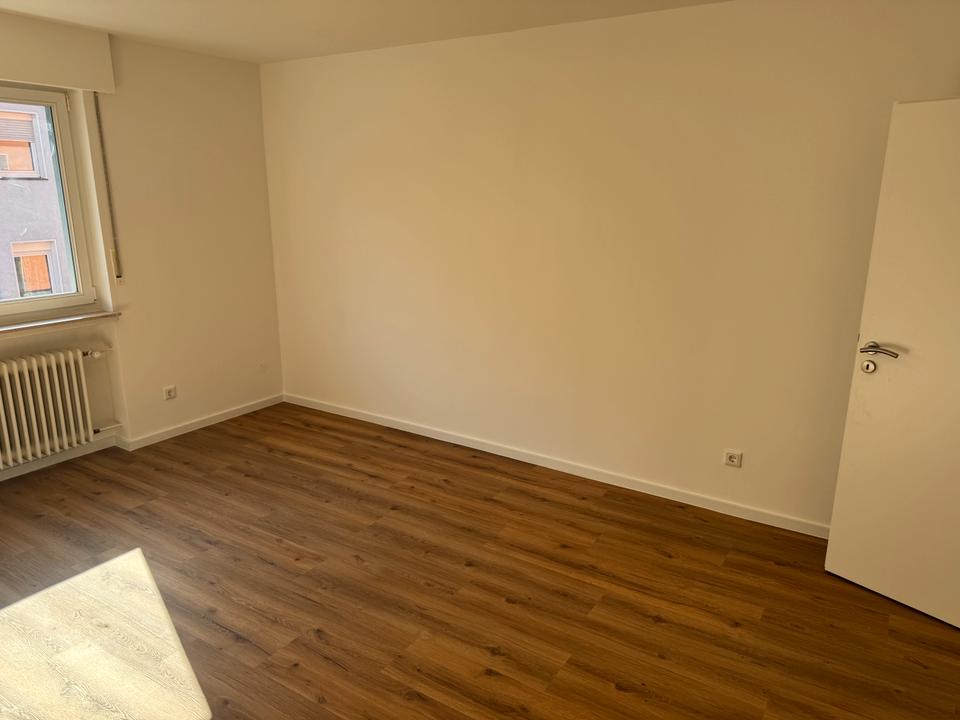 Thumbnail-WG-Zimmer - Wüste - Erstbezug nach Renovierung