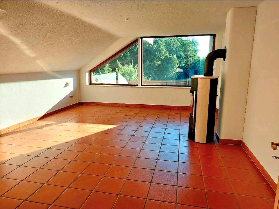 Thumbnail-Bei Augsburg: 2 Zimmer-Wohnung 65m² *nur f. Lehramtsreferendare*