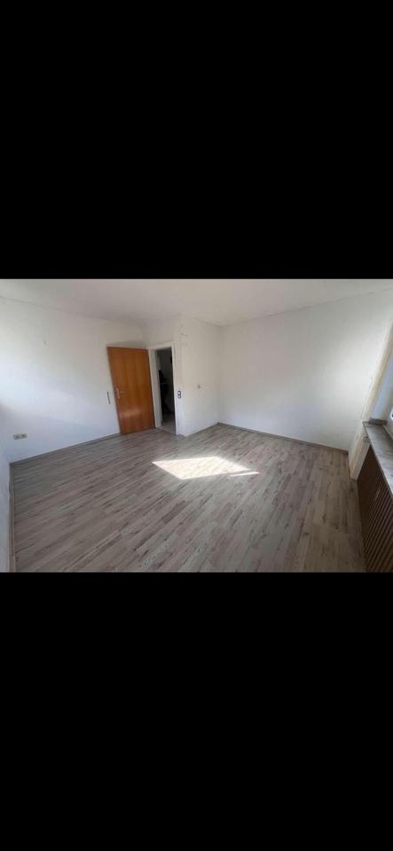 Thumbnail-3 Zimmer Wohnung mit Balkon