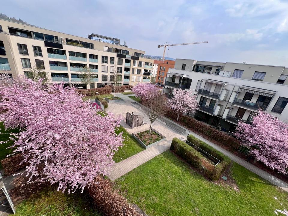 Thumbnail-Lichtdurchflutetes Familienglück in Esslingen – 2 Sonnen-Balkone