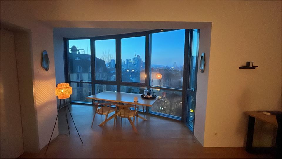 Thumbnail-Vermiete möbelierte Wohnung mit Skylineblick ( 6 Monate)