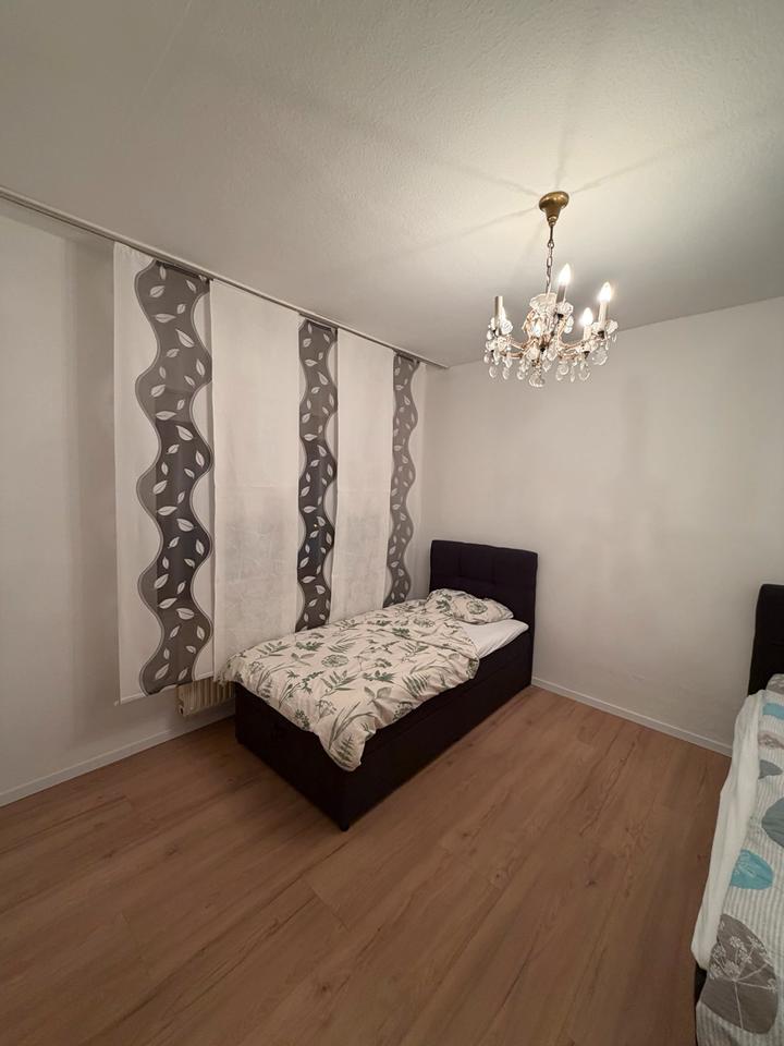 Thumbnail-Möbliertes WG-Zimmer für Berufspendler Handwerker Ulm-Söflingen