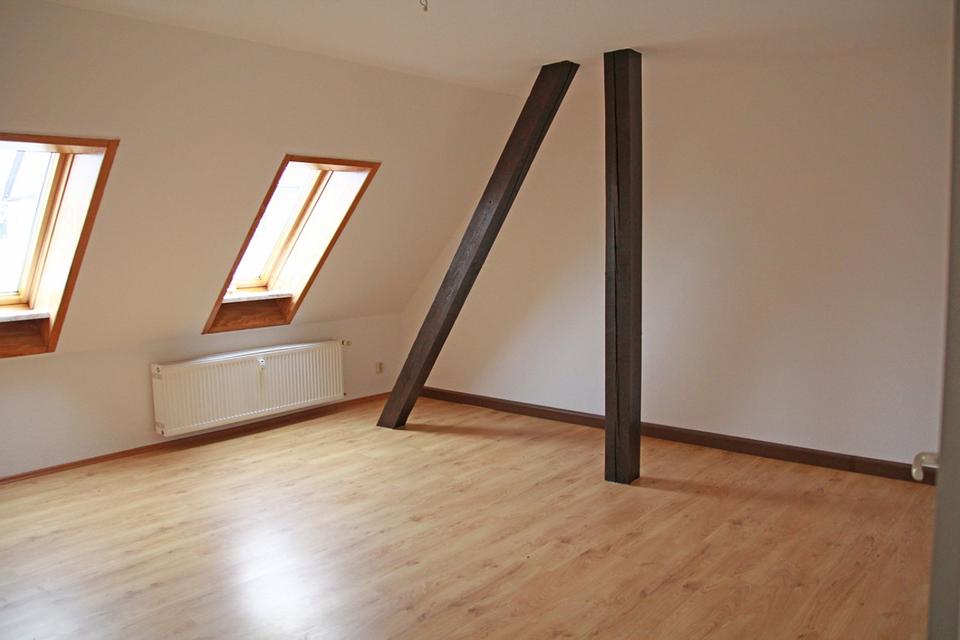Thumbnail-Schicke Dachgeschoss Wohnung (2-Raum-Wohnung mit 63m²)