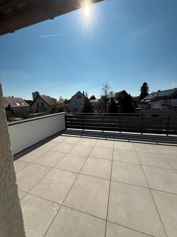 Thumbnail-moderne 2-Zimmer-Wohnung mit großer Terasse