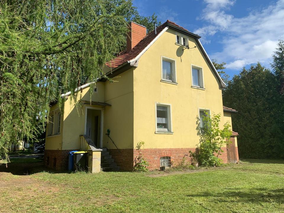 Thumbnail-Großes Grundstück mit Haus und Doppelgarage in 15374 Müncheberg