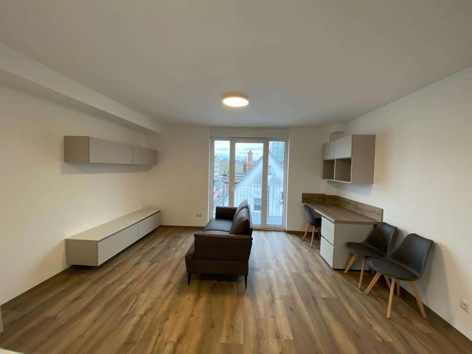 Thumbnail-Exklusive vollmöblierte 1,5 Zimmer-Penthousewohnung mit Balkon in Top Lage Darmstadt!