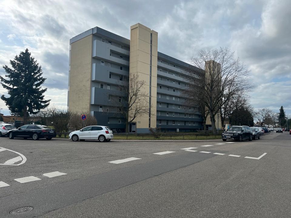 Thumbnail-3 Zimmer Küche Bad, 7 OG mit Fahrstuhl