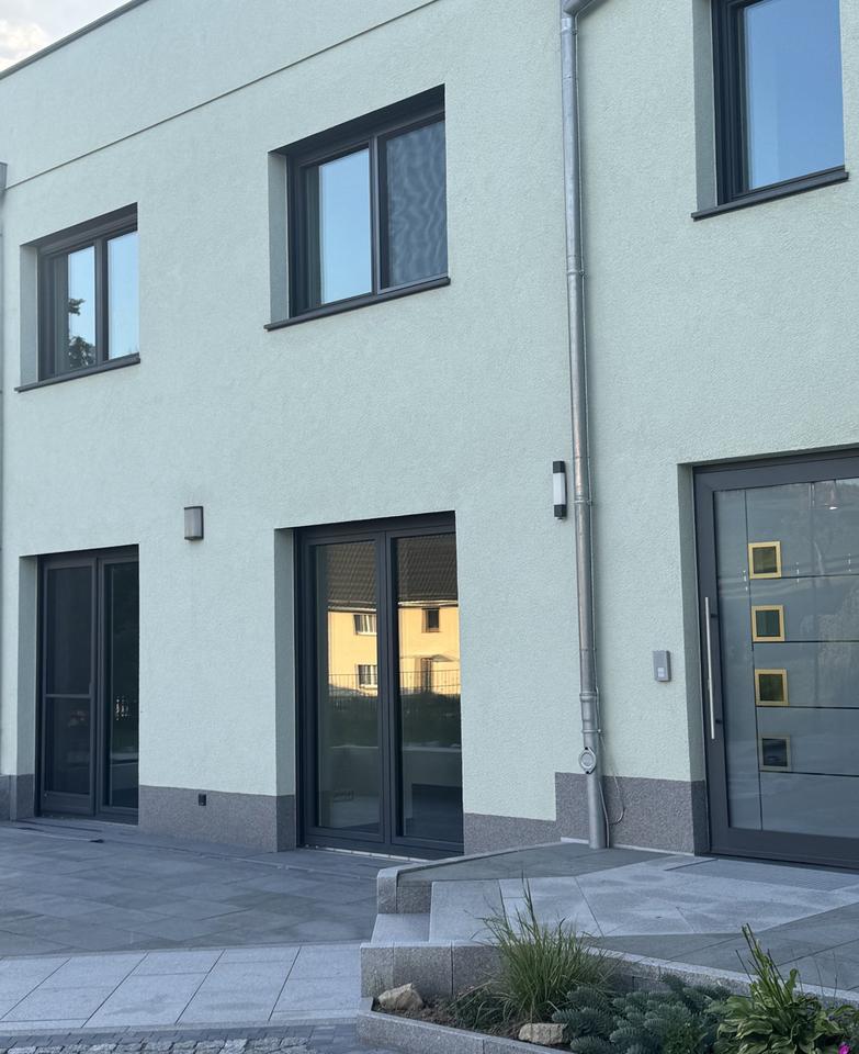 Thumbnail-Erstbezug - Modern & komfortabel wohnen wie im neuen EFH