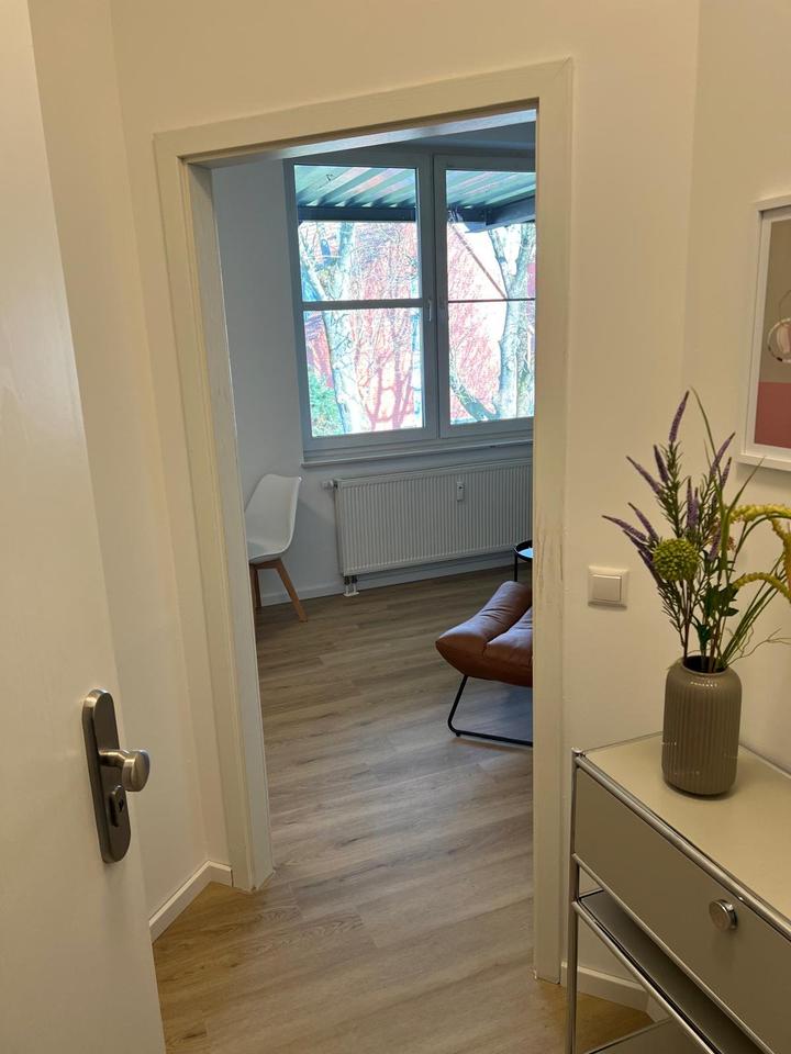 Thumbnail-Hübsches, kleines, renoviertes Appartment mit super Busverbindung