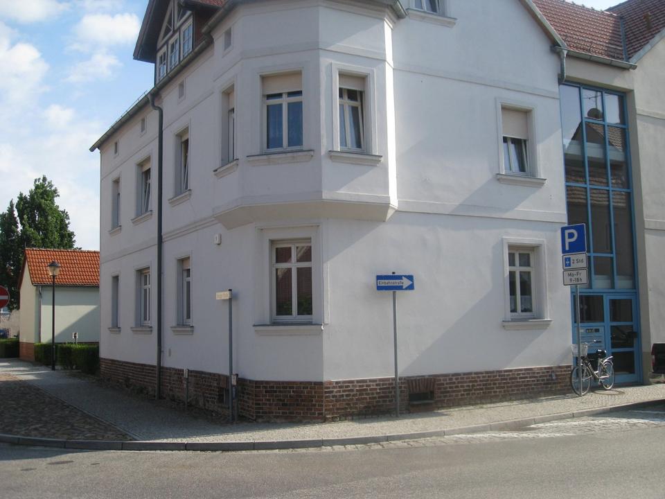 Thumbnail-helle 3 Zimmer Wohnung im EG