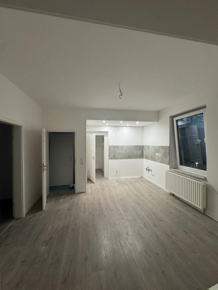 Thumbnail-3.5 Zimmer Wohnung Erstbezug nach Sanierung! 1 A Lage