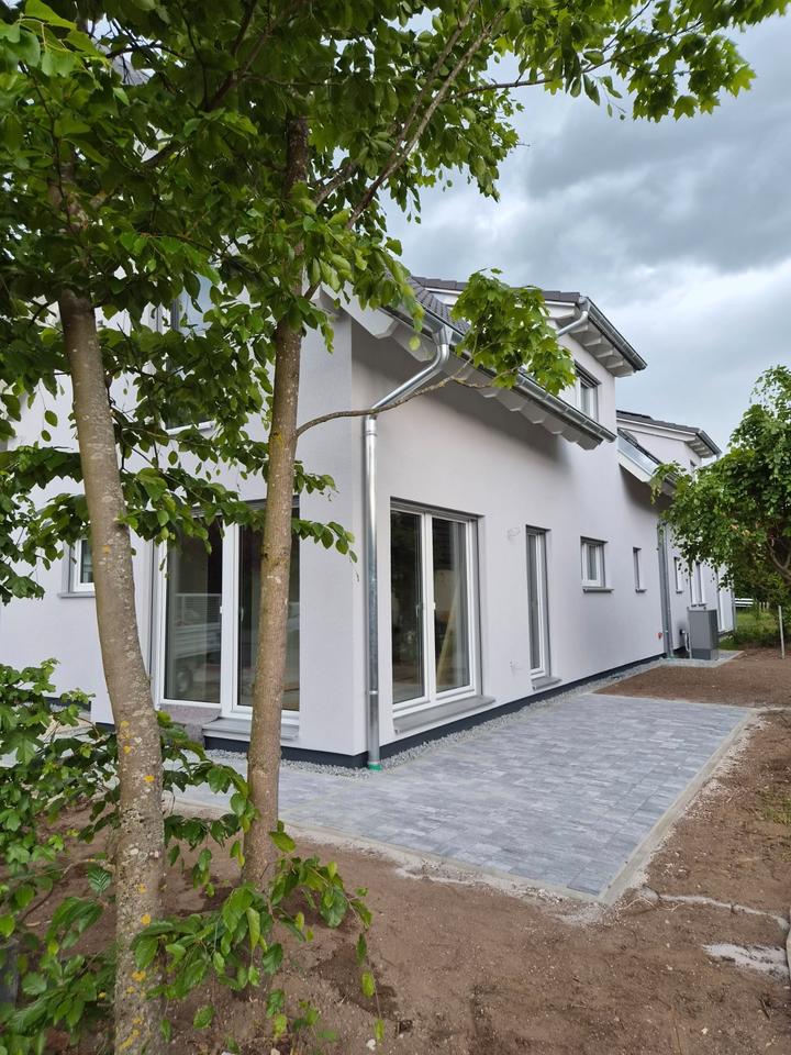 Thumbnail-Neubau Doppelhaushälfte Erlangen Bezug Nov.2026