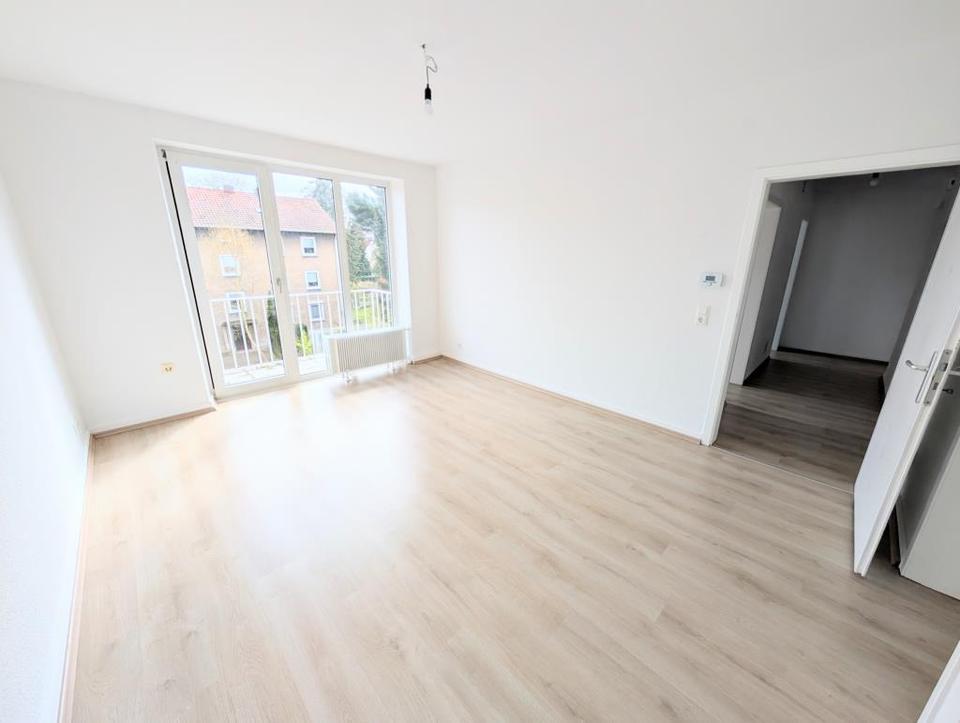 Thumbnail-**Wohn(t)raum: +Balkon +eigenes Gartenabteil +modernes Tageslichtbad +Laminat**