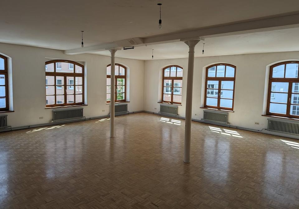 Thumbnail-Büro Praxis Loft Atelier - Rosenheim-Zentrum - Parkplätze