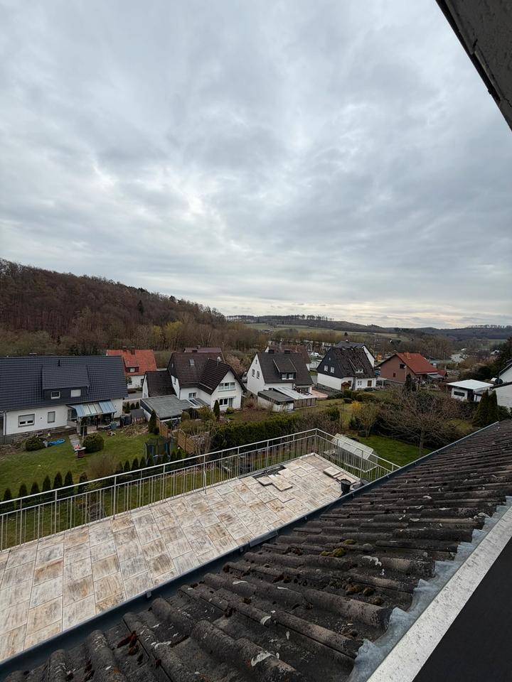 Thumbnail-3 Zimmer helle Dachgeschosswohnung - teilmöbiliert - kurzfristig