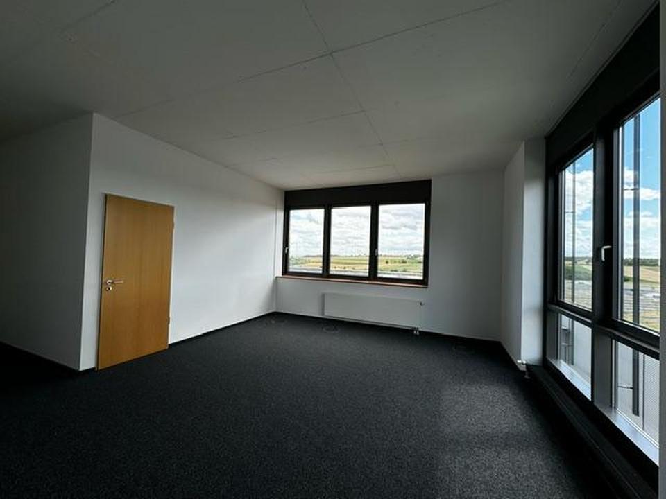 Thumbnail-MARIENBORN: Helles, großzügiges Doppelbüro Büro in Stadtrandlage mit optimaler Anbindung