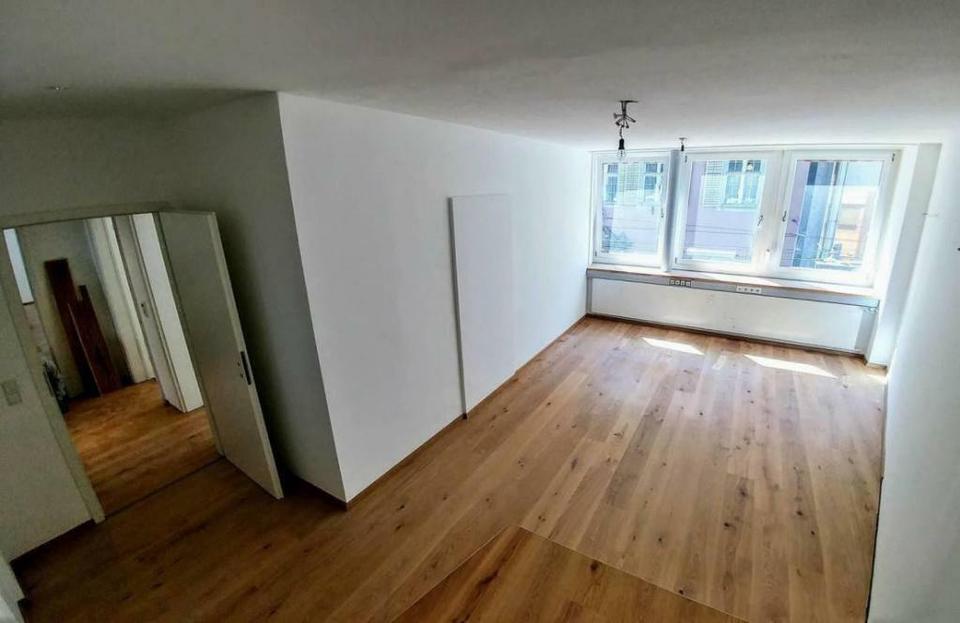 Thumbnail-FR-Zentrum: ca. 28m² BüroPraxis + 20m² Foyer, Teeküche, WC