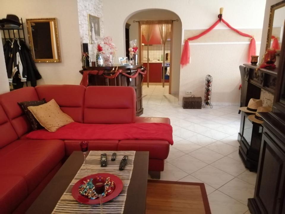 Thumbnail-3-Zimmer Souterrainwohnung in Mannheim-Neckarau mit Terasse