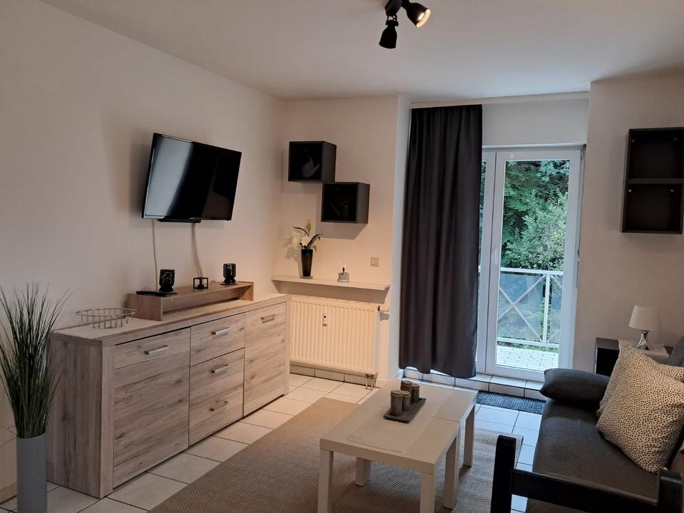 Thumbnail-Teilmöblierte 3ZKB Wohnung in ruhiger Lage und Blick ins Grüne