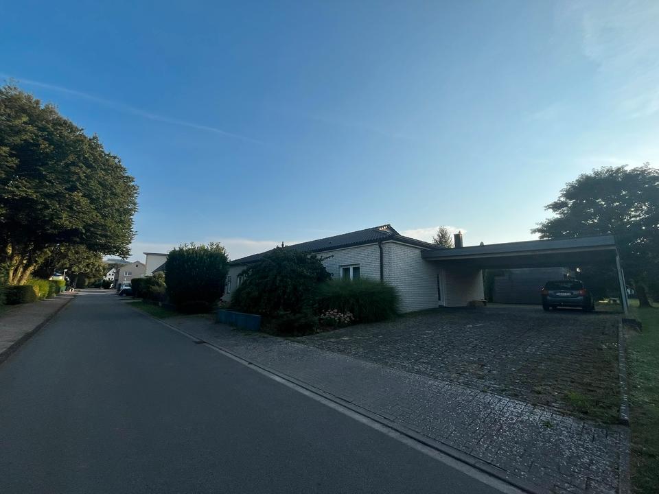 Thumbnail-5,5 Zimmer Wohnung in Haus mit EBK und Keller in Lübbecke