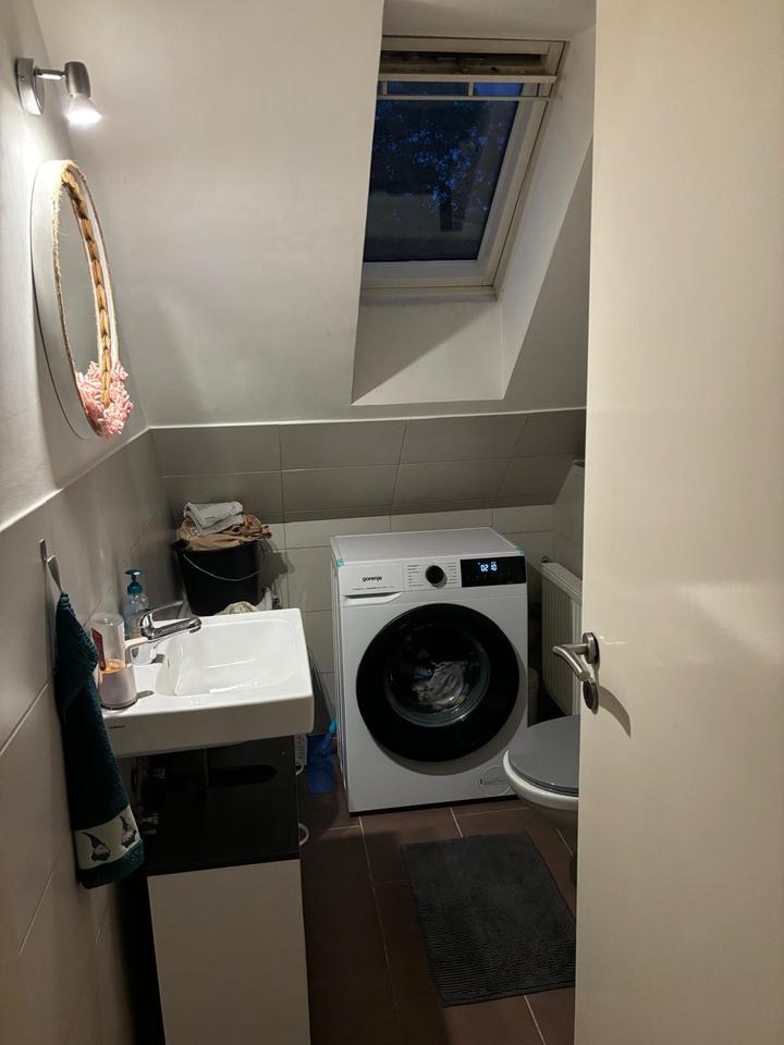 Thumbnail-Dachgeschosswohnung verfügbar ab ca. 02.2026 nach Renovierung