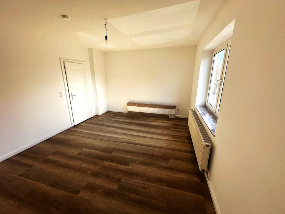 Thumbnail-Zentrale 3-Zimmer-Wohnung–kernsaniert in Uelzen