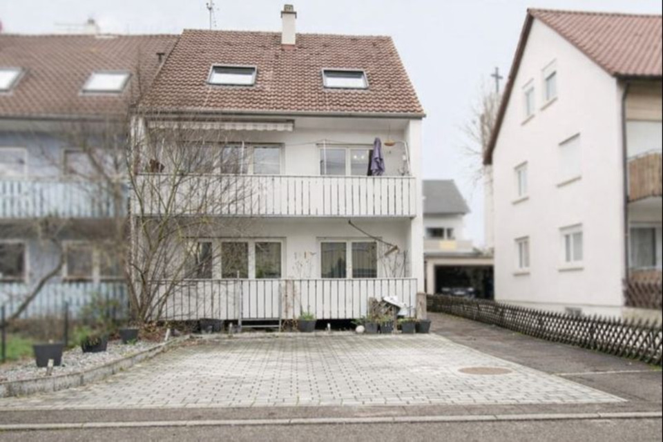 Thumbnail-Helle 3-Zimmer-DG-Wohnung mit Einbauküche in Möglingen