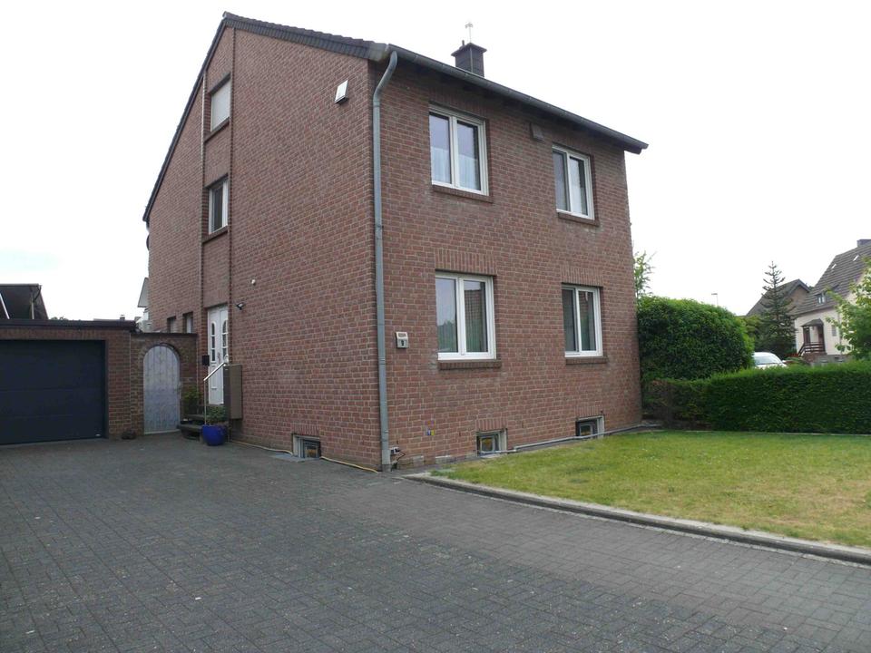 Thumbnail-Doppelhaushälfte